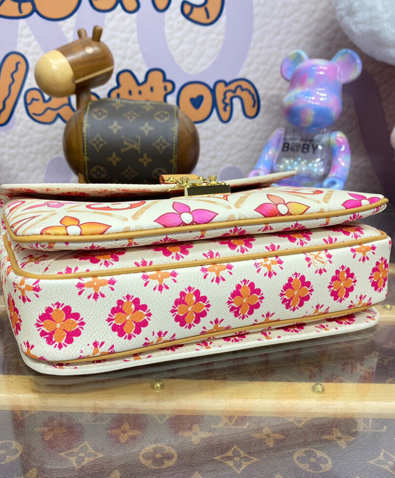Louis Vuitton Pochette Metis M11461 Peachblow